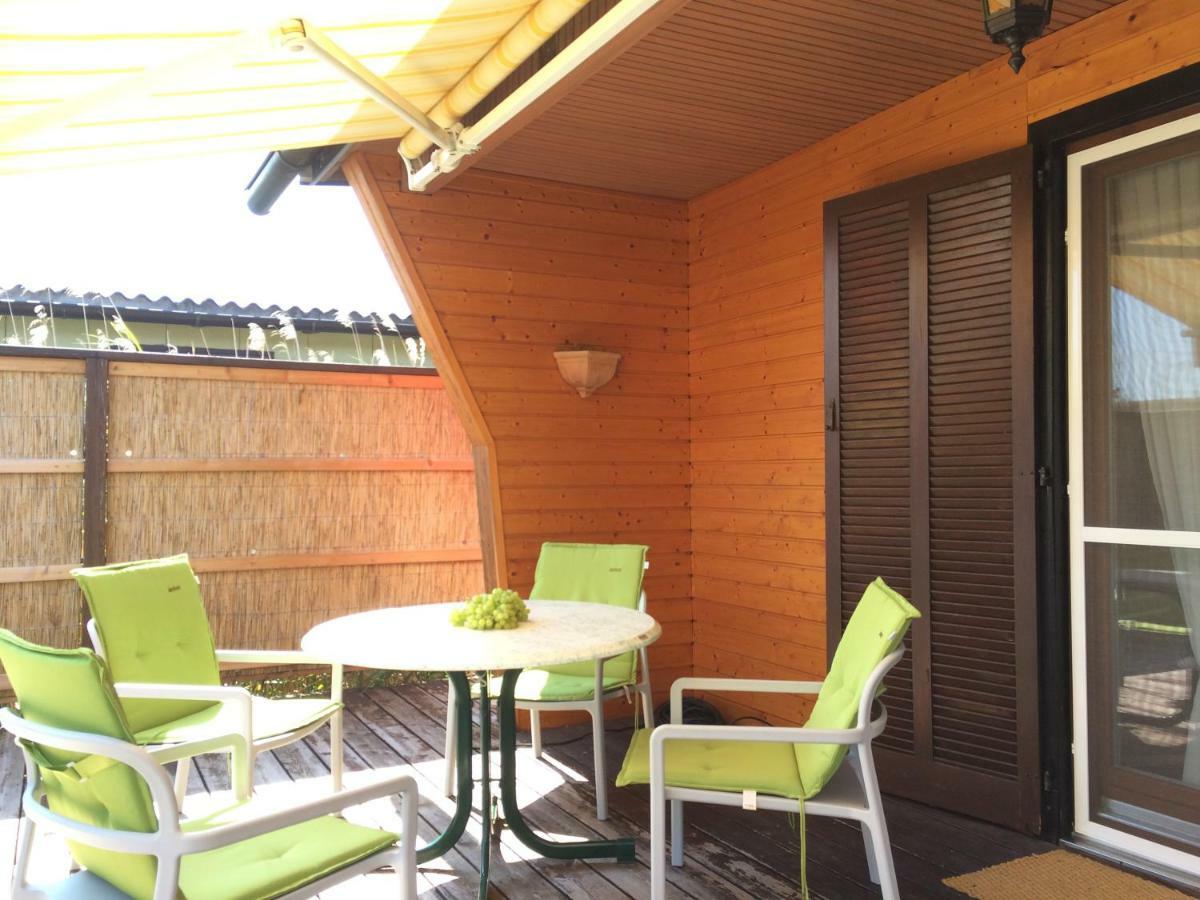 Pfahlbau In Weiden Am See Extérieur photo